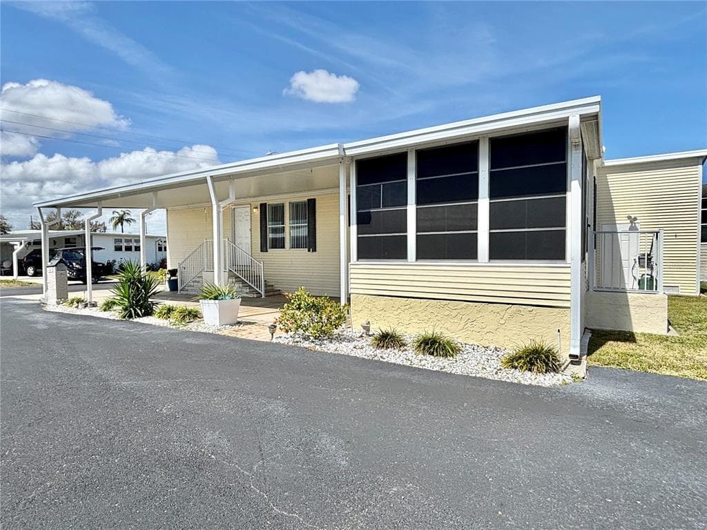 136 AMERICANA COURT NE # 230, ST PETERSBURG, FL 33702 — zdjęcie 4