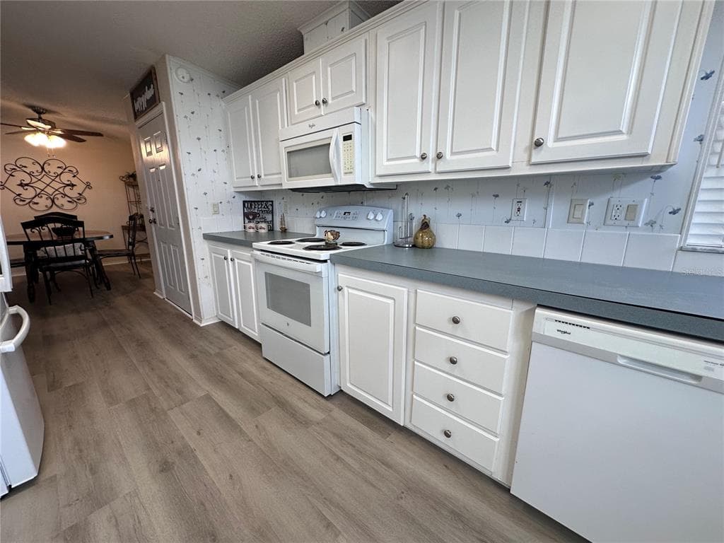 1100 BELCHER ROAD S # 406, LARGO, FL 33771 — zdjęcie 4