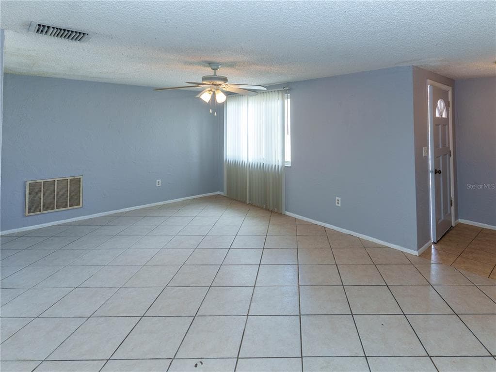 4150 NEWBURY DRIVE, NEW PORT RICHEY, FL 34652 — zdjęcie 2