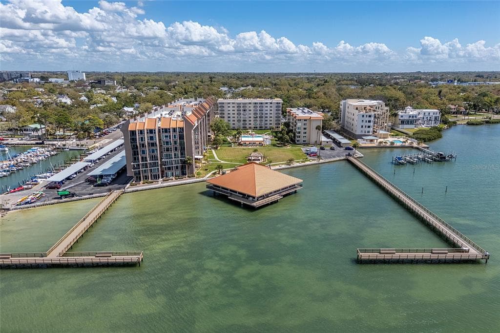 620 EDGEWATER DRIVES # 103, DUNEDIN, FL 34698 — zdjęcie 2