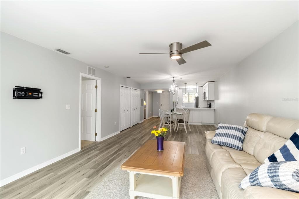 150 HARBORSIDE AVENUE # 307, PUNTA GORDA, FL 33950 — zdjęcie 5