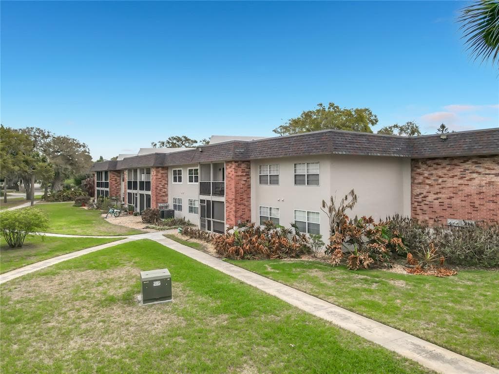 3800 SAXON DRIVE # B13, NEW SMYRNA BEACH, FL 32169 — zdjęcie 2