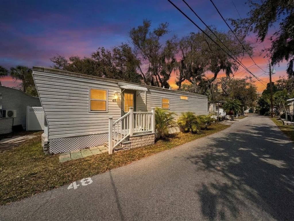 15010 113TH AVENUE N # 48, LARGO, FL 33774