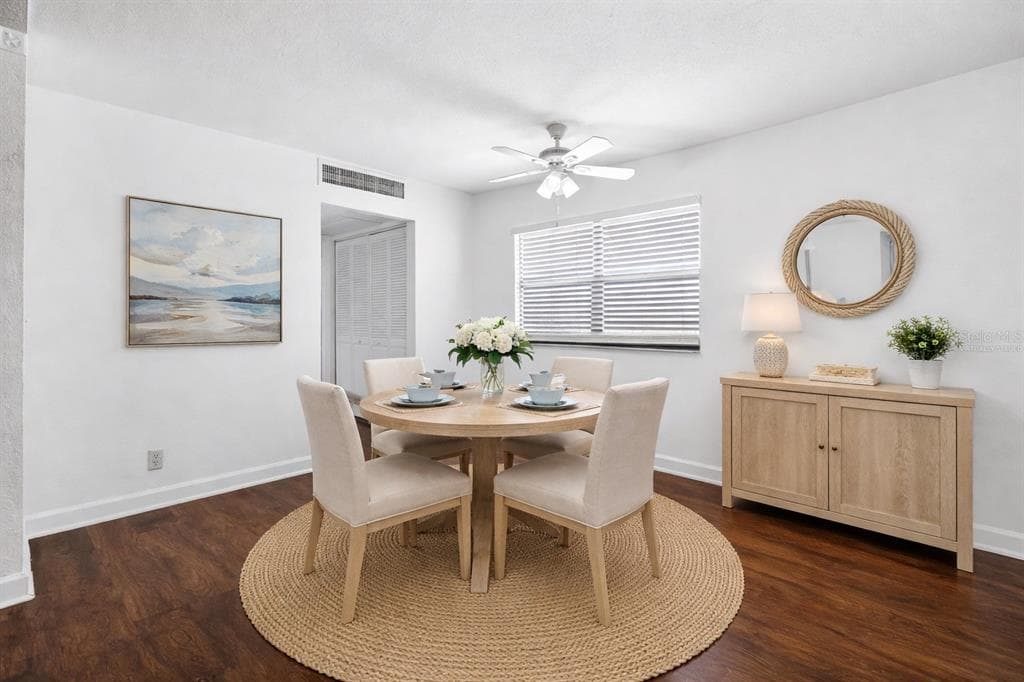 1801 BEDFORD LANE # 27, SUN CITY CENTER, FL 33573 — zdjęcie 4