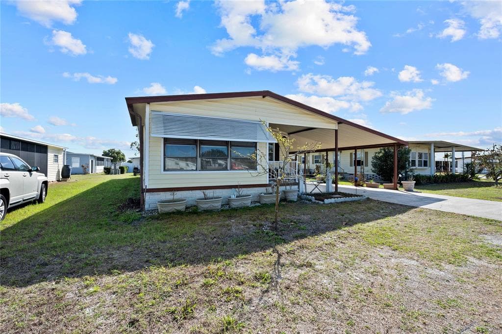 5250 DEAN DAIRY ROAD, ZEPHYRHILLS, FL 33541 — zdjęcie 4
