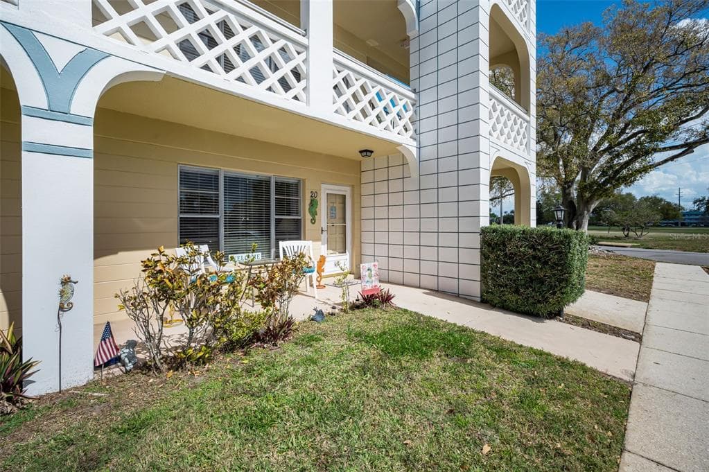 2404 FLORENTINE WAY # 20, CLEARWATER, FL 33763