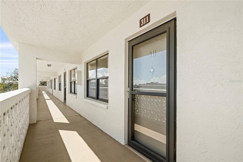 4910 BAY STREET NE # 311, ST PETERSBURG, FL 33703