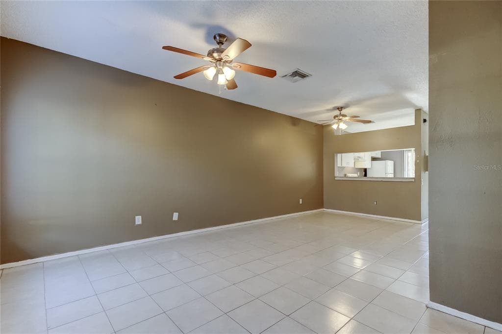 6318 BAYSIDE KEY DRIVE, TAMPA, FL 33615 — zdjęcie 2