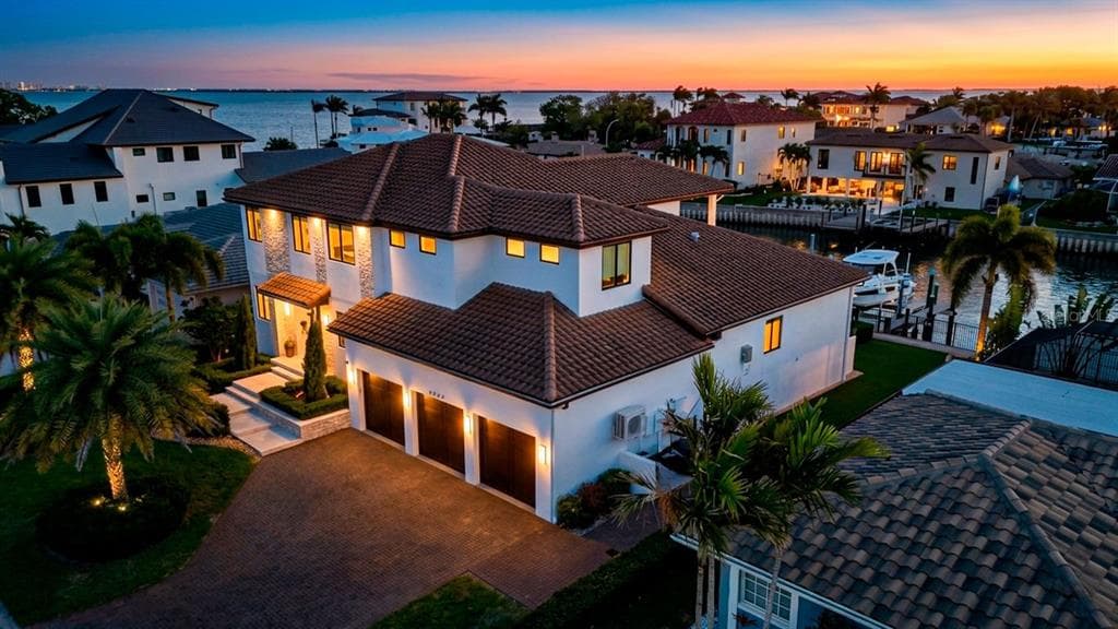 2060 ILLINOIS AVENUE NE, ST PETERSBURG, FL 33703 — zdjęcie 3