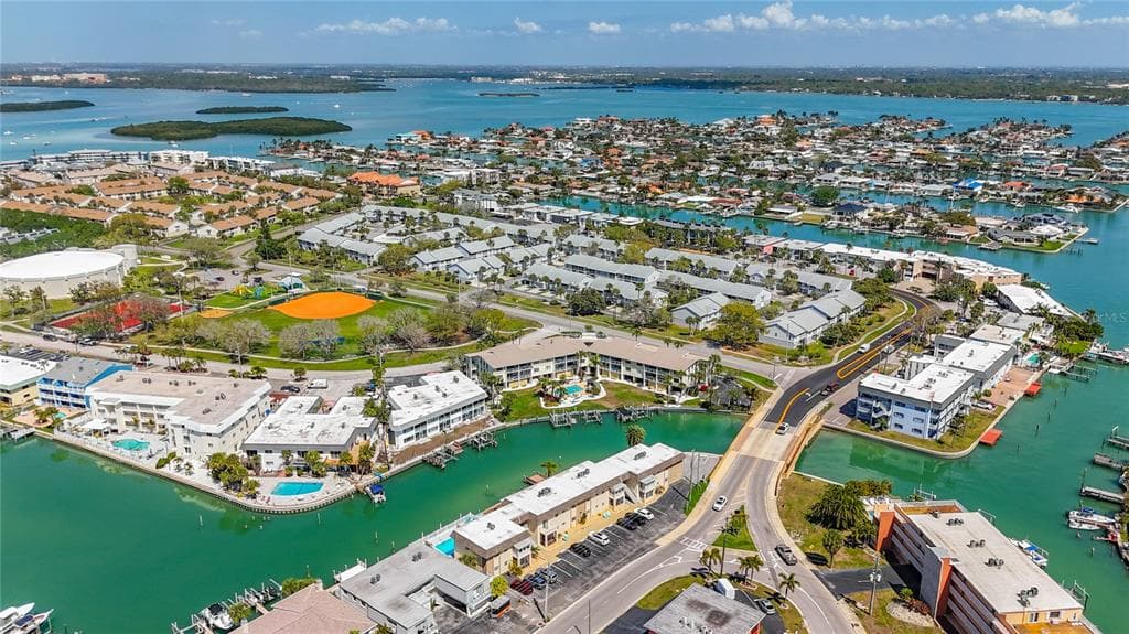 184 117TH AVENUE # 2, TREASURE ISLAND, FL 33706 — zdjęcie 4