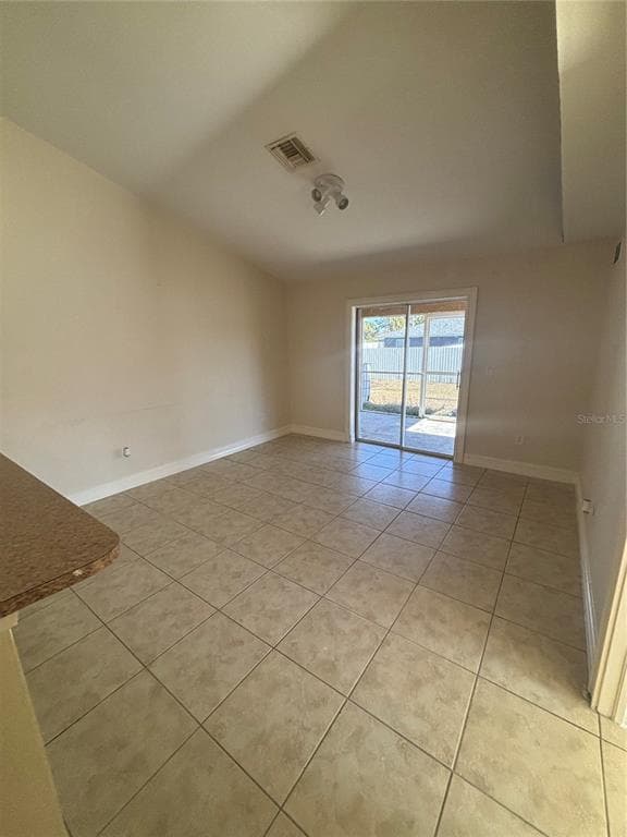 2429 NOBEL AVENUE # 2431, LEHIGH ACRES, FL 33973 — zdjęcie 4