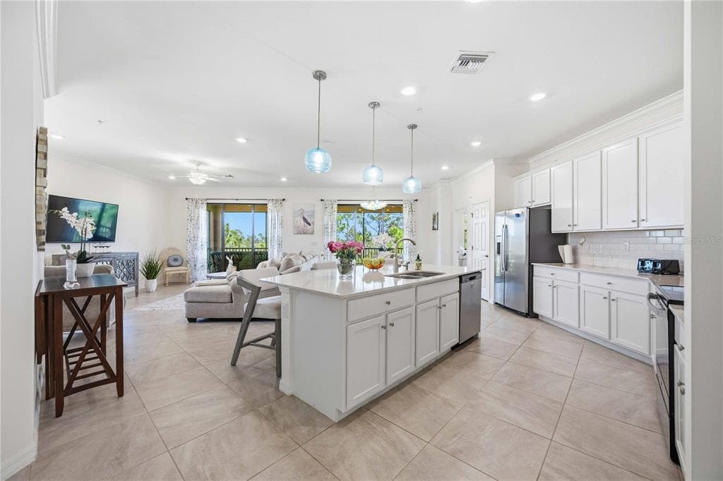 10039 CROOKED CREEK DRIVE # 201, VENICE, FL 34293 — zdjęcie 4