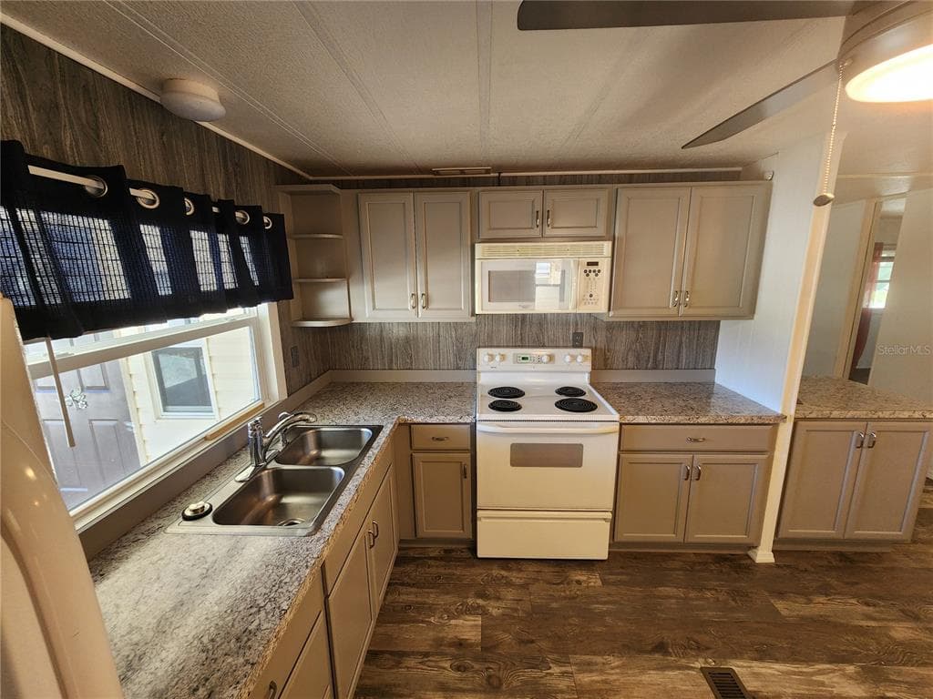 808 53RD AVENUE E # 191, BRADENTON, FL 34203 — zdjęcie 5