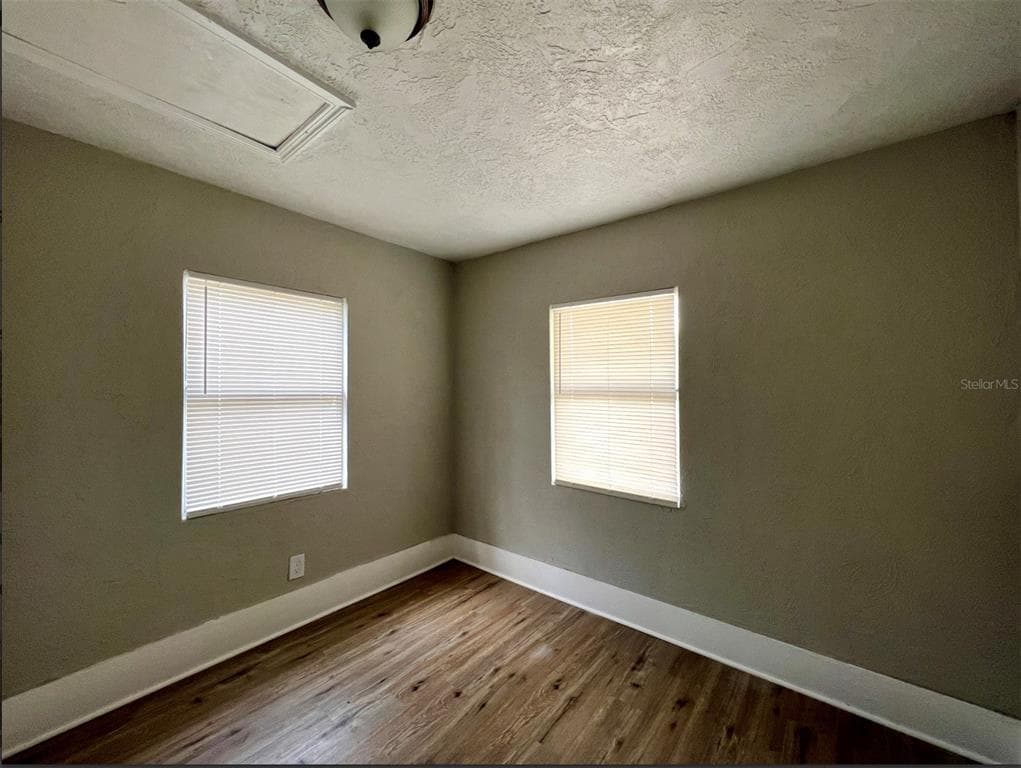 2003 10TH STREET S, ST PETERSBURG, FL 33705 — zdjęcie 2