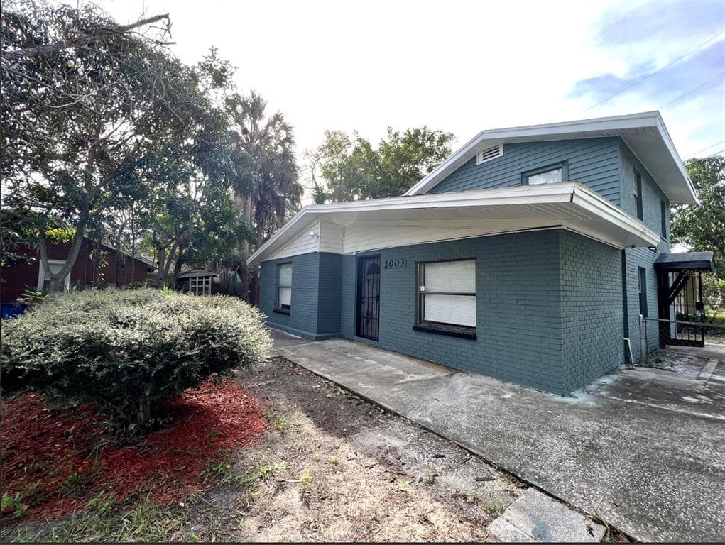 2003 10TH STREET S, ST PETERSBURG, FL 33705