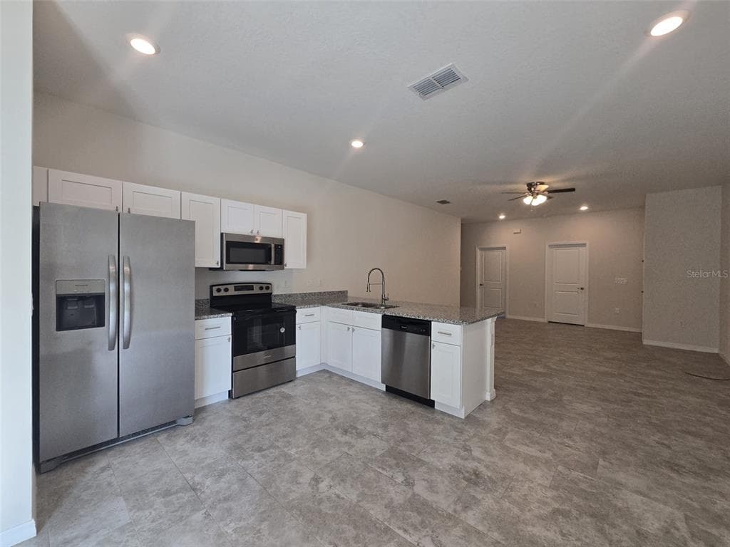 546 IMPERIAL PL, KISSIMMEE, FL 34758 — zdjęcie 3