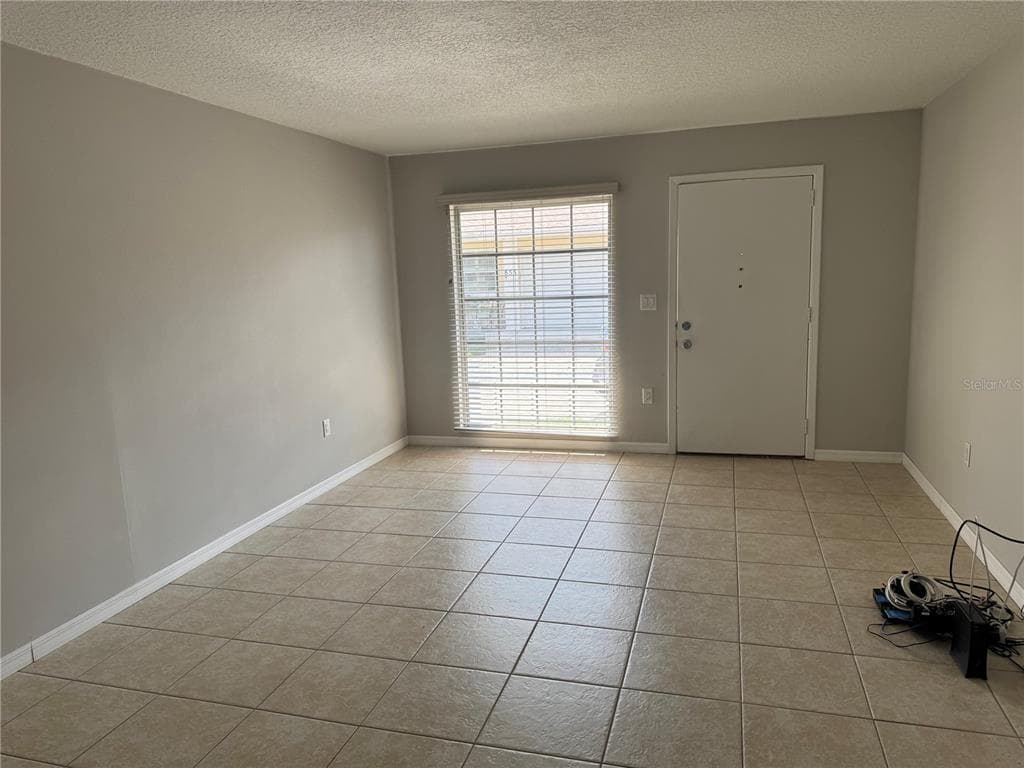 852 OXFORD COURT, DUNEDIN, FL 34698 — zdjęcie 4