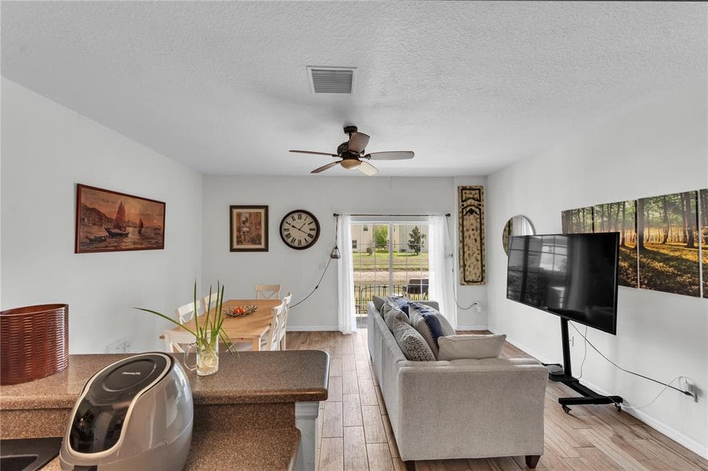 1939 GREENWOOD VALLEY DRIVE, PLANT CITY, FL 33563 — zdjęcie 5