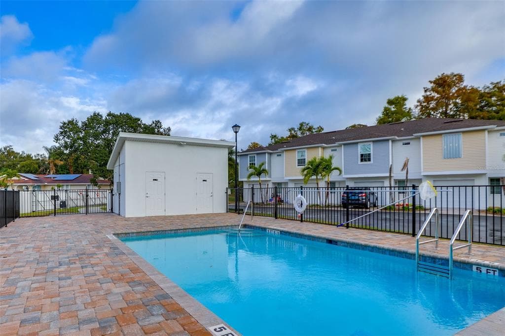 2441 6TH AVENUE DRIVE E, BRADENTON, FL 34208 — zdjęcie 3