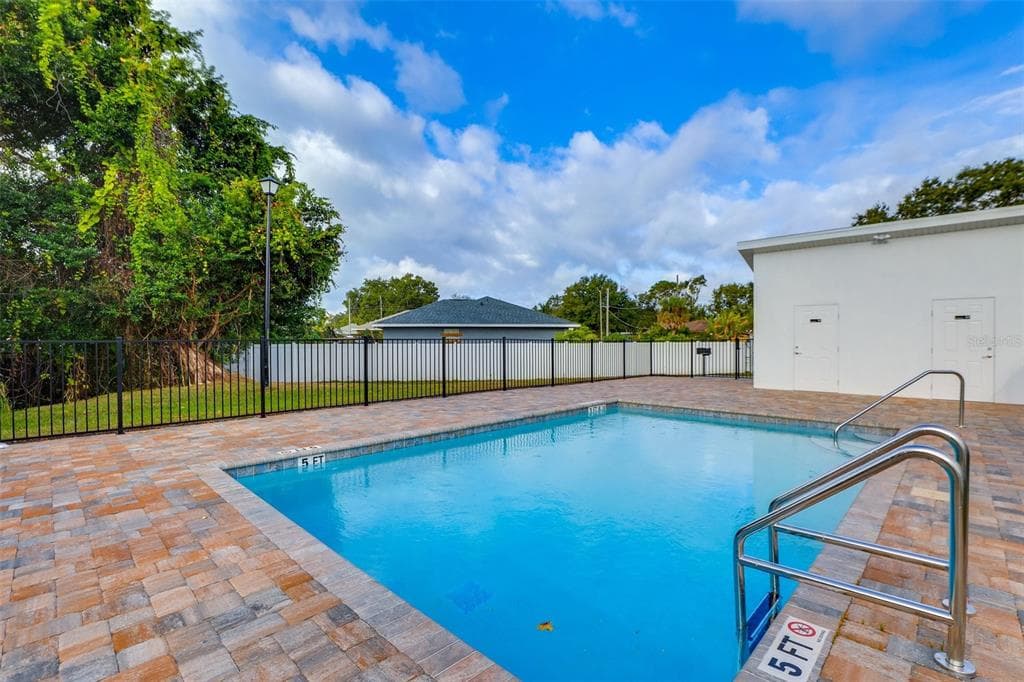 2441 6TH AVENUE DRIVE E, BRADENTON, FL 34208 — zdjęcie 4
