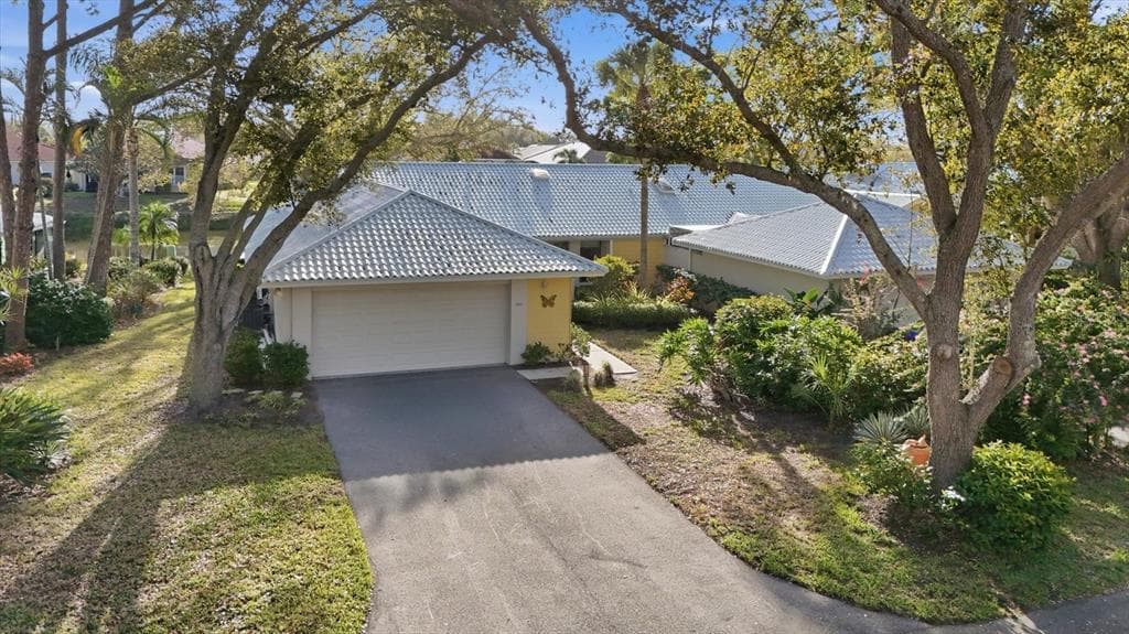 260 SOUTHAMPTON DRIVE # 312, VENICE, FL 34293