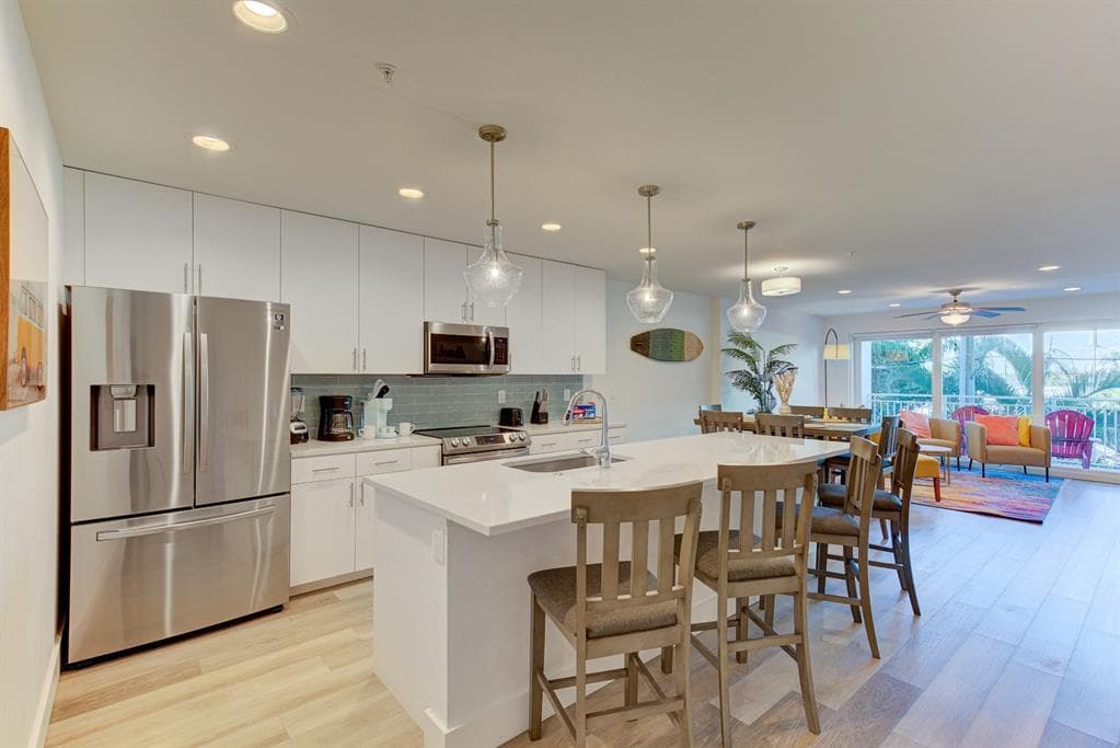 15305 1ST STREET E # 202, MADEIRA BEACH, FL 33708 — zdjęcie 5