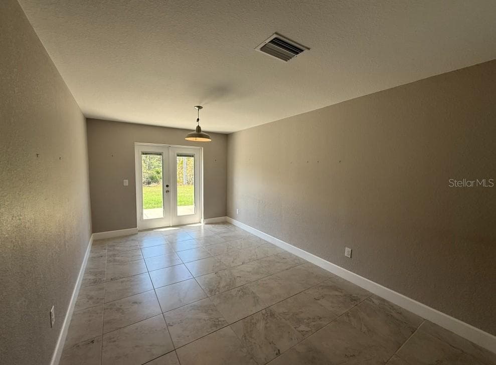 113 BOUNDARY BOULEVARD # 2, ROTONDA WEST, FL 33947 — zdjęcie 2