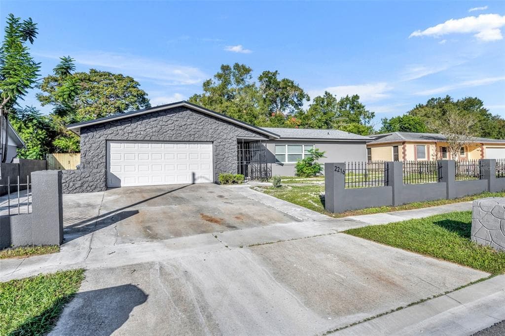2216 CHERBOURG COURT, ORLANDO, FL 32808 — zdjęcie 2
