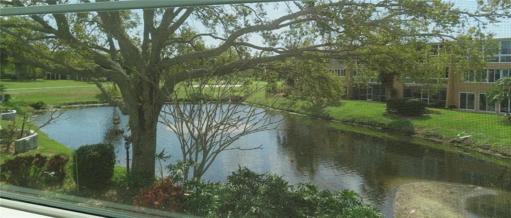 225 COUNTRY CLUB DRIVE # C225, LARGO, FL 33771