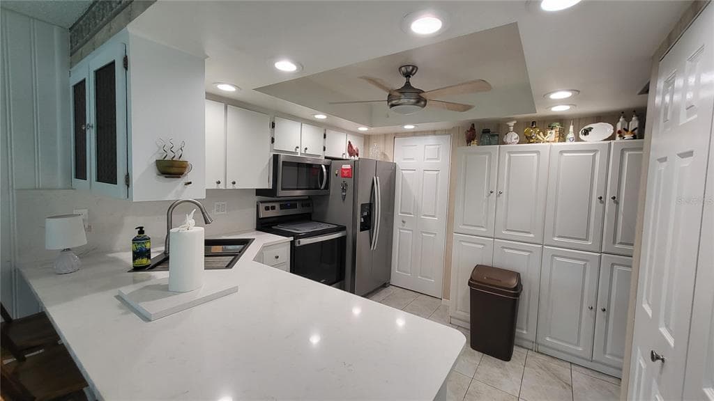 225 COUNTRY CLUB DRIVE # C225, LARGO, FL 33771 — zdjęcie 4