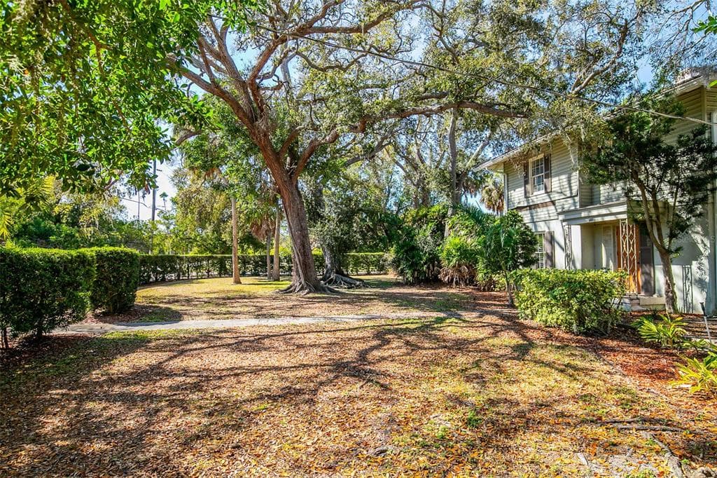 5013 BAY SHORE ROAD, SARASOTA, FL 34234 — zdjęcie 4