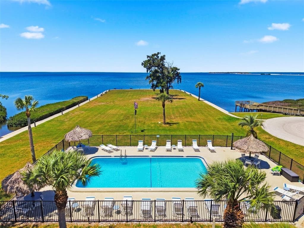 36 WINDRUSH BAY DRIVE # 36, TARPON SPRINGS, FL 34689 — zdjęcie 2