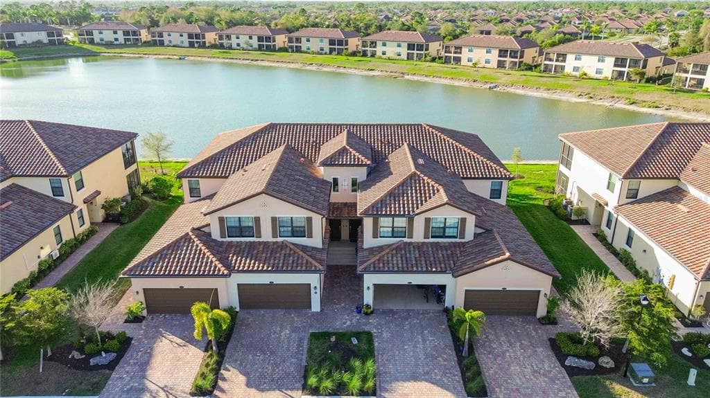 12485 GHIBERTI CIRCLE # 201, VENICE, FL 34293