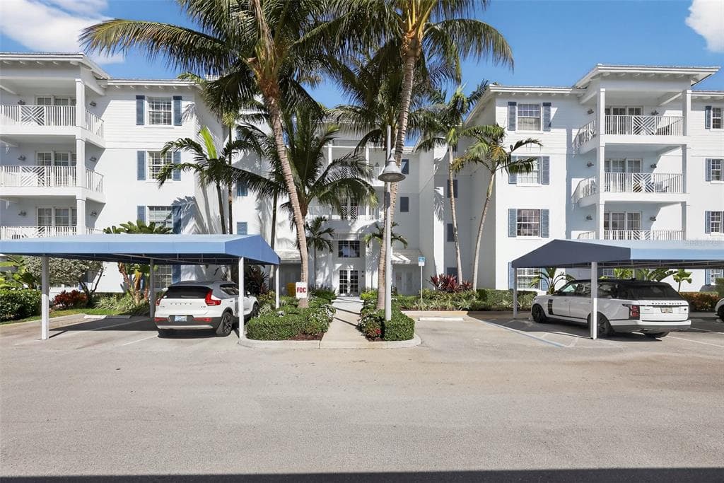 915 BAY COLONY DRIVE S # S, JUNO BEACH, FL 33408