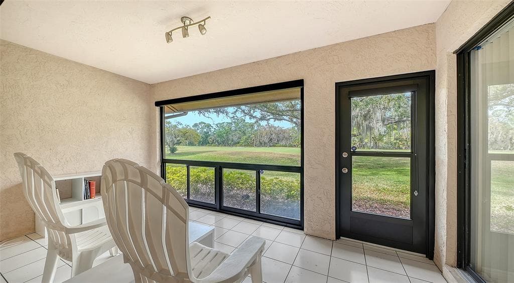 4557 KINGSMERE # 23, SARASOTA, FL 34235 — zdjęcie 4