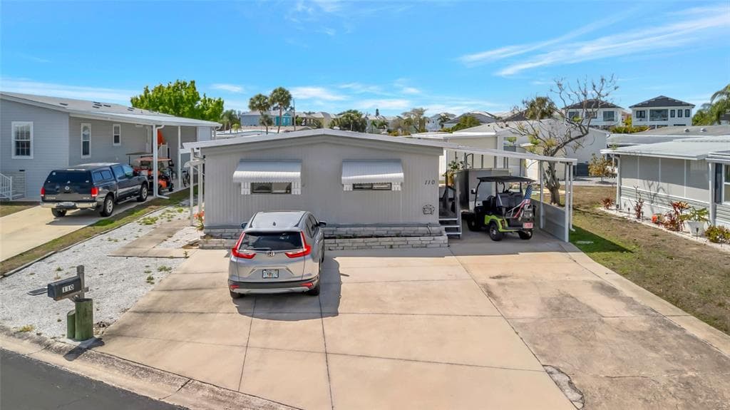 110 E SAINT LUCIA LOOP, APOLLO BEACH, FL 33572