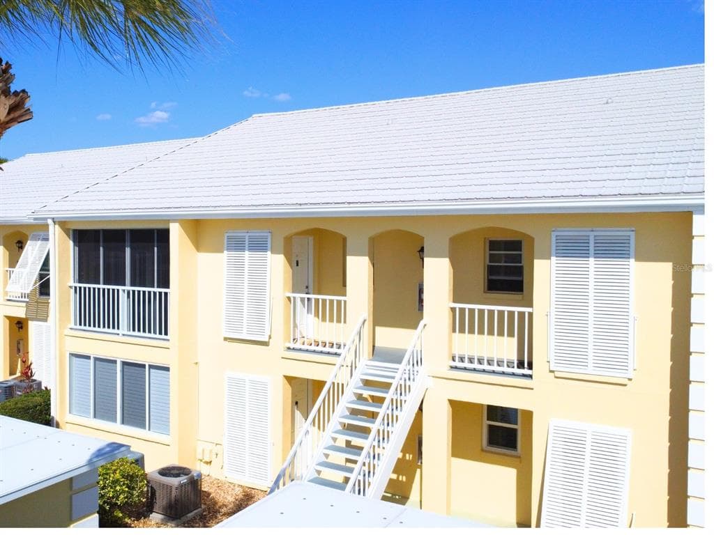 410 CERROMAR CIRCLE S # 242, VENICE, FL 34293