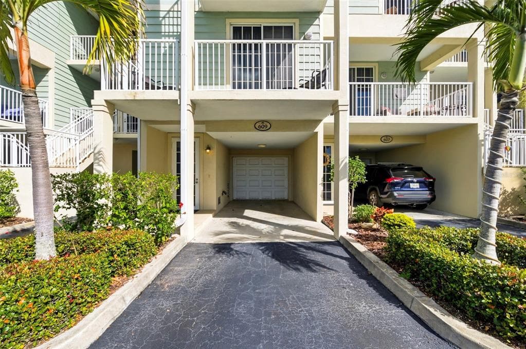 609 BAHIA BEACH BOULEVARD, RUSKIN, FL 33570