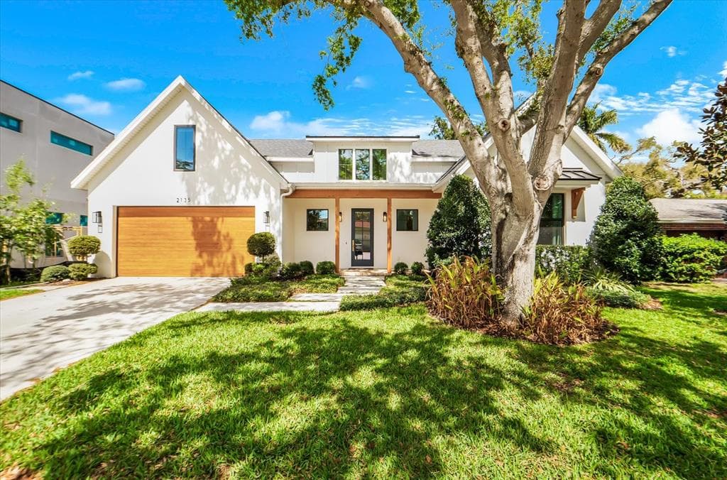 2135 DATURA STREET, SARASOTA, FL 34239