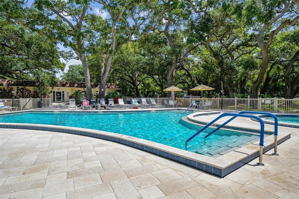 865 VIRGINIA COURT # 108, DUNEDIN, FL 34698 — zdjęcie 4