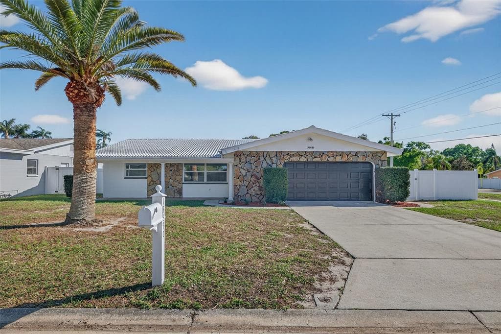 13690 87TH PLACE N, SEMINOLE, FL 33776 — zdjęcie 2
