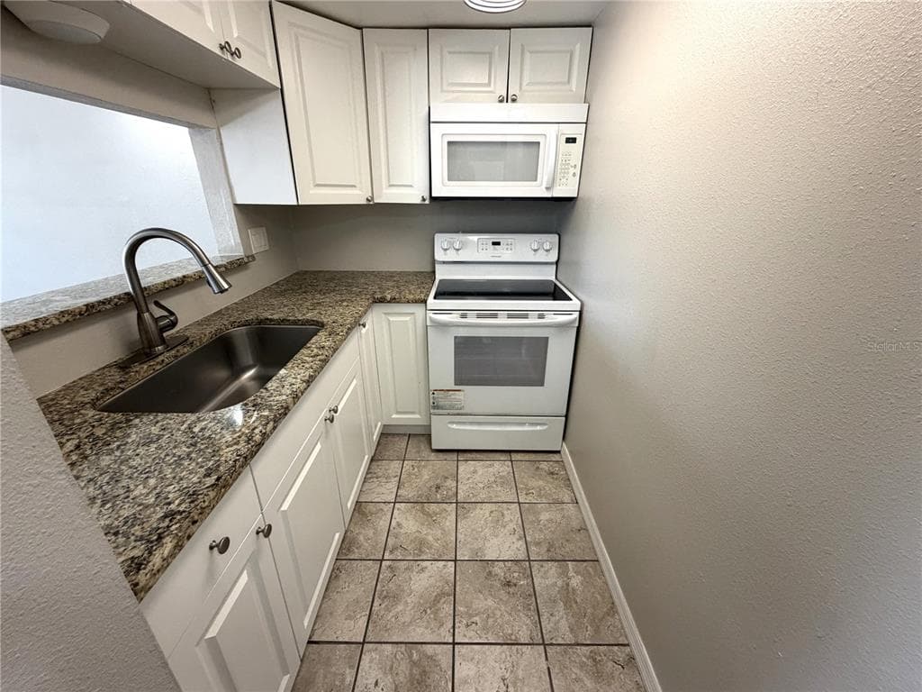 7113 E BANK DRIVE # 7113, TAMPA, FL 33617 — zdjęcie 3