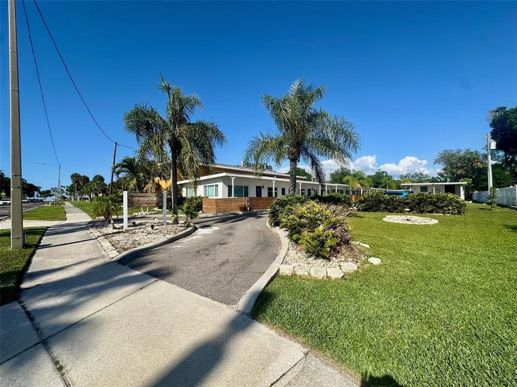 2035 EDGEWATER DRIVE # 10, CLEARWATER, FL 33755 — zdjęcie 2