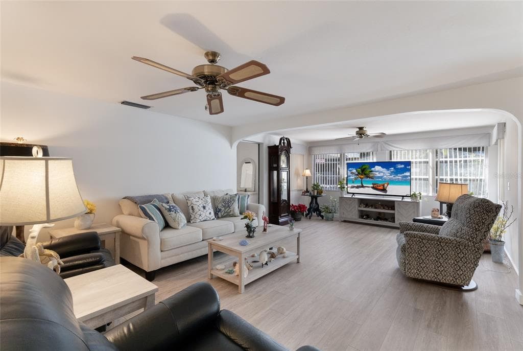 309 57TH STREET, HOLMES BEACH, FL 34217 — zdjęcie 4