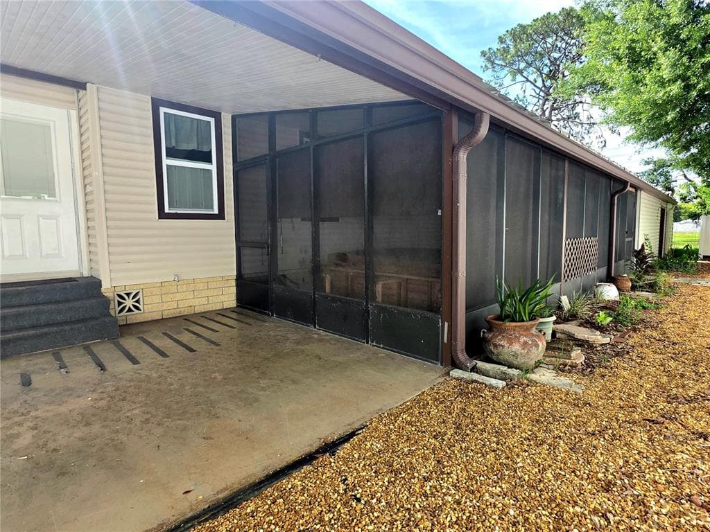 37408 MARTA AVENUE, ZEPHYRHILLS, FL 33542 — zdjęcie 4