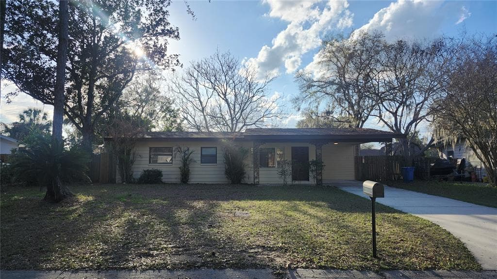 908 WESTMORE AVENUE, BRANDON, FL 33510