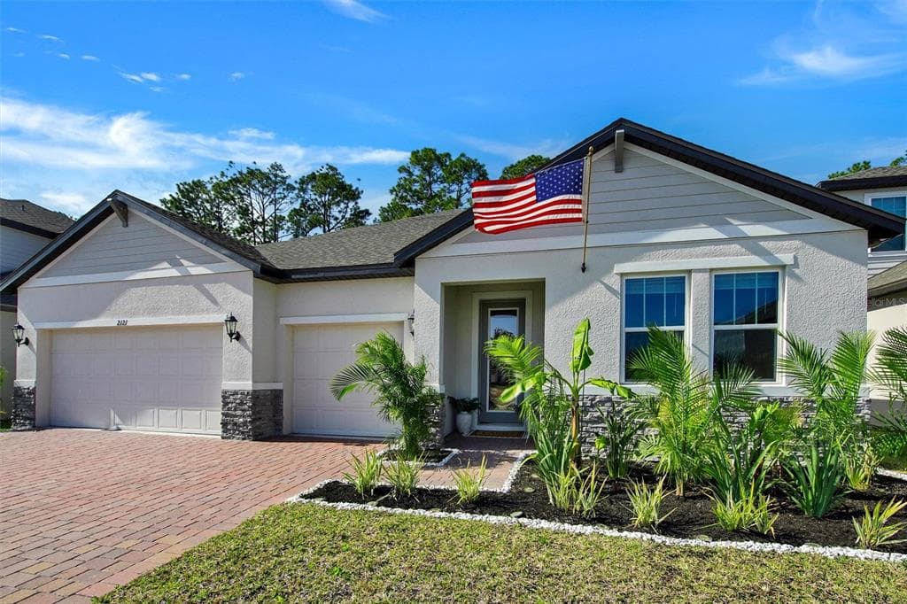 2121 DIVOT DRIVE, DAYTONA BEACH, FL 32124