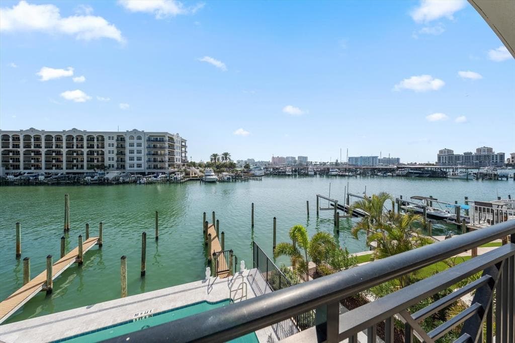 211 DOLPHIN POINT # 203, CLEARWATER, FL 33767 — zdjęcie 4