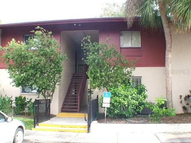 8609 N CHAMPLAIN COURT # 77, TAMPA, FL 33614