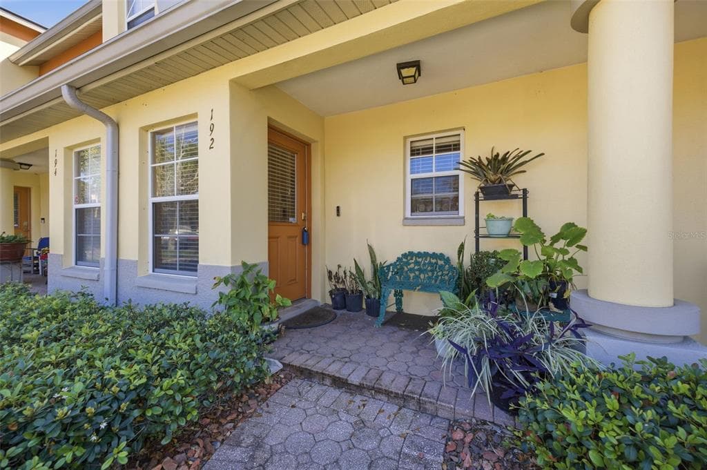 192 COQUINA BAY DRIVE, ST PETERSBURG, FL 33705 — zdjęcie 2